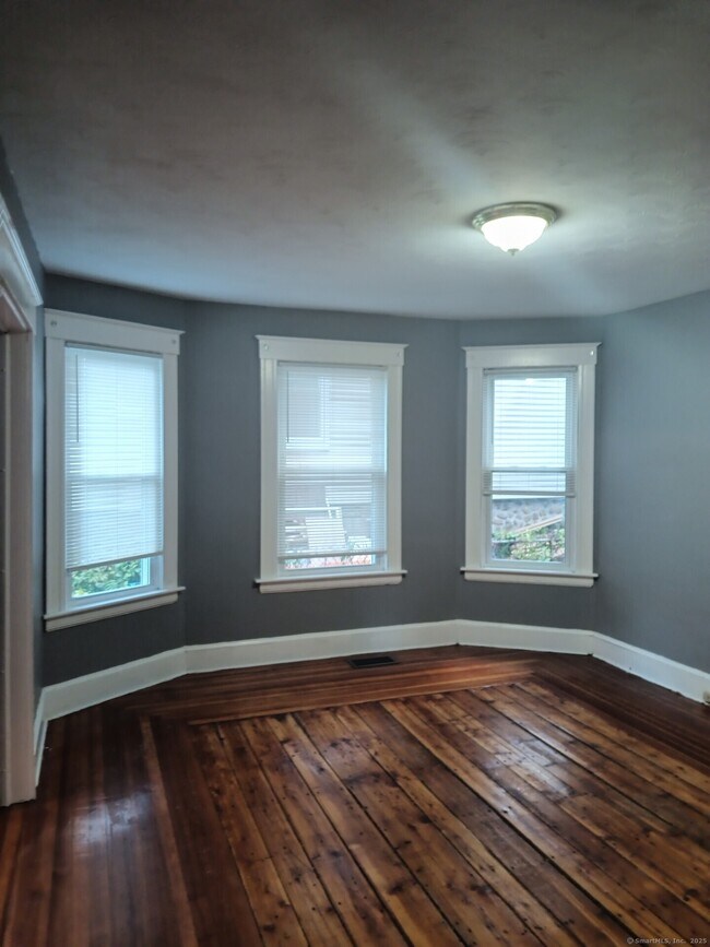 50 Newington Ave in New Britain, CT - Building Photo - Building Photo