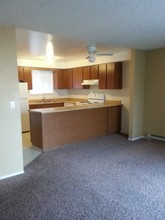 Amberwood Club Apartments in Spokane, WA - Building Photo - Building Photo