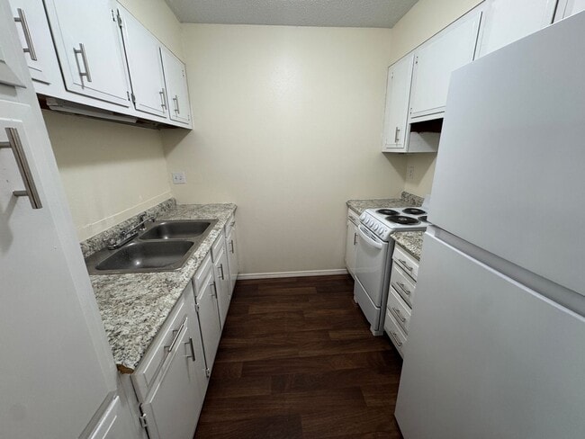 2575 Case St in Batesville, AR - Building Photo - Building Photo