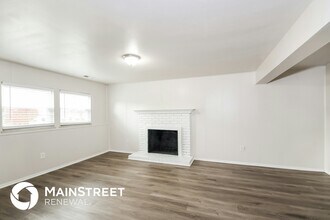 1638 Preston Park Ln in St. Louis, MO - Building Photo - Building Photo