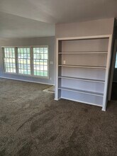 2366 Deming St in Terre Haute, IN - Foto de edificio - Building Photo