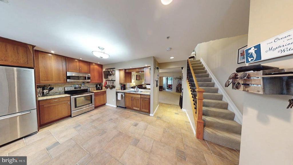 54 Queen Caroline Ct in Chester, MD - Building Photo