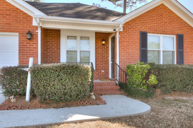 662 Tara Ln in Evans, GA - Building Photo - Building Photo