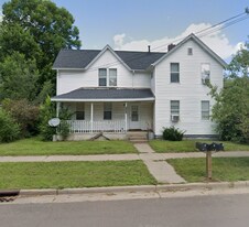 1146 Bellevue Ave in Eau Claire, WI - Building Photo