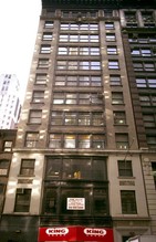 14-16 E 33rd St in New York, NY - Building Photo - Building Photo