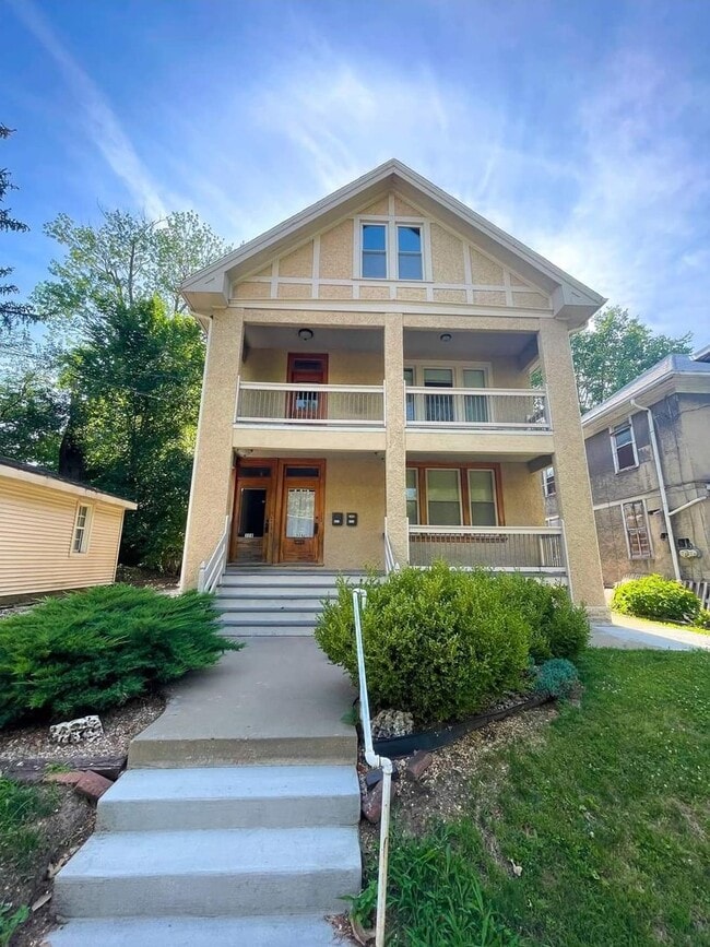 property at 326-328-328 S 9th St