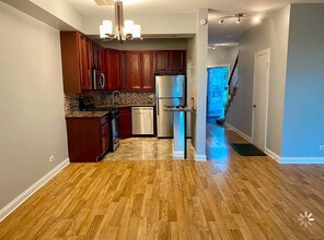 1309 Cranbrook Dr in Schaumburg, IL - Building Photo - Building Photo