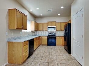 683 S 221st Dr in Buckeye, AZ - Building Photo - Building Photo