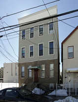 107 39th St Apartments