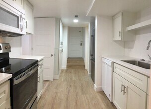 941 S 1300 E in Salt Lake City, UT - Building Photo - Building Photo