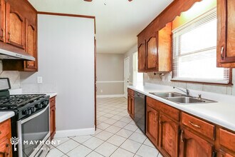 4525 Lisa Dr in Gastonia, NC - Building Photo - Building Photo