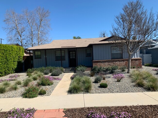 property at 8956 Swinton Ave