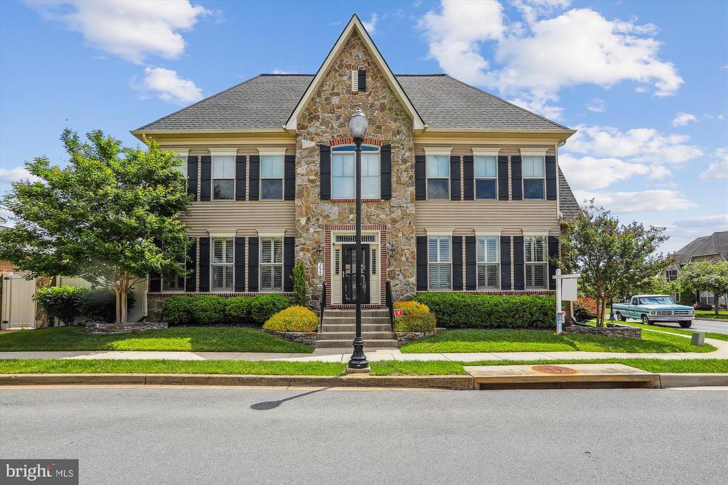 3025 Stoner's Ford Way in Frederick, MD - Building Photo