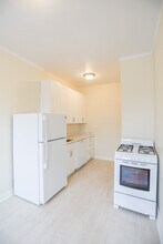 5011 N Damen Ave, Unit #16 in Chicago, IL - Building Photo - Building Photo
