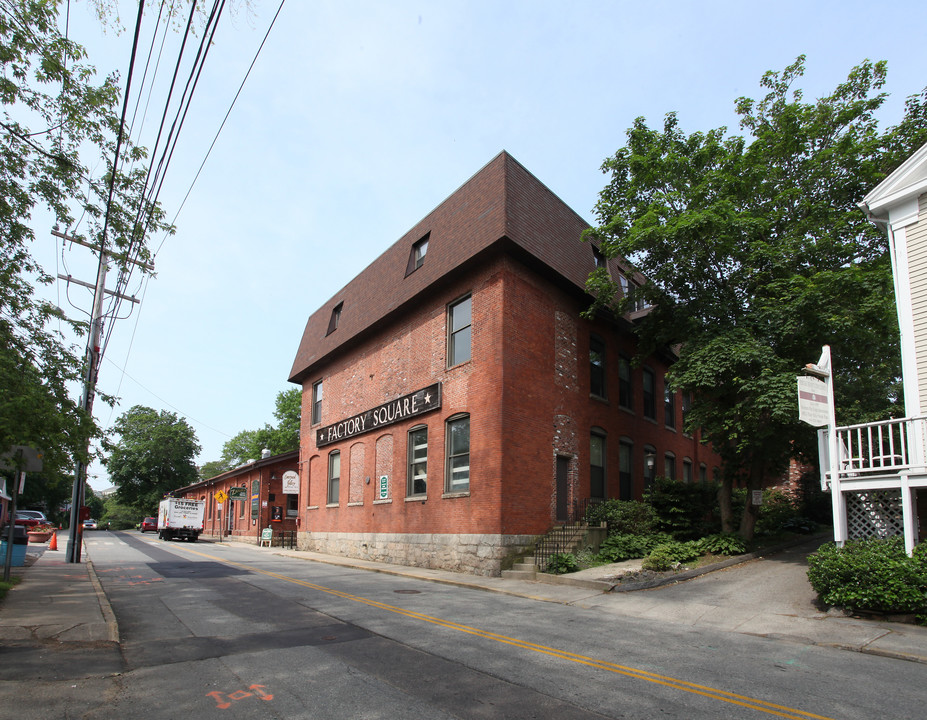 Factory Square in Mystic, CT - Foto de edificio