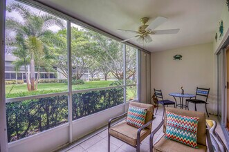 11 Westwood Ave in Tequesta, FL - Building Photo - Building Photo