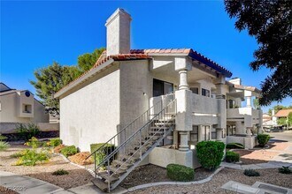 2713 Otter Creek Ct in Las Vegas, NV - Building Photo - Building Photo
