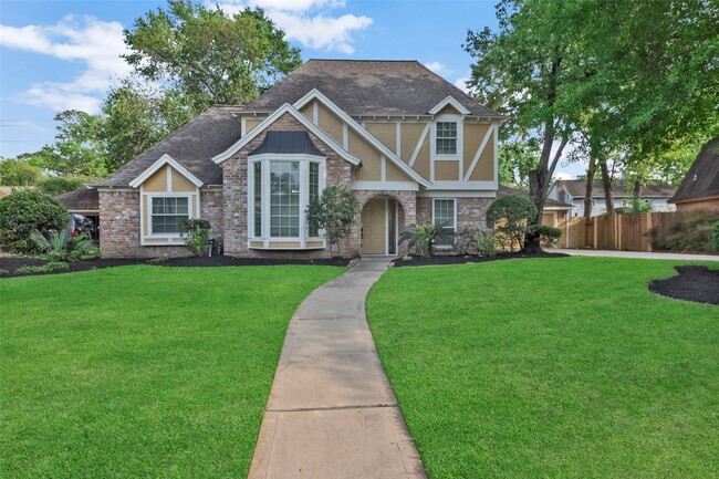 12615 Retreat Trail