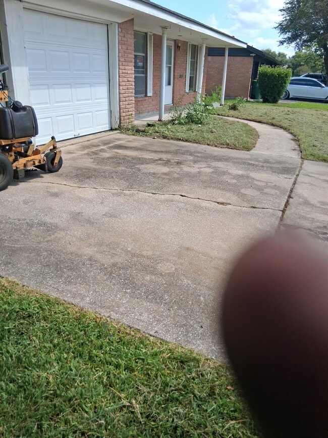 6723 Ridgeway Dr in Houston, TX - Building Photo - Building Photo