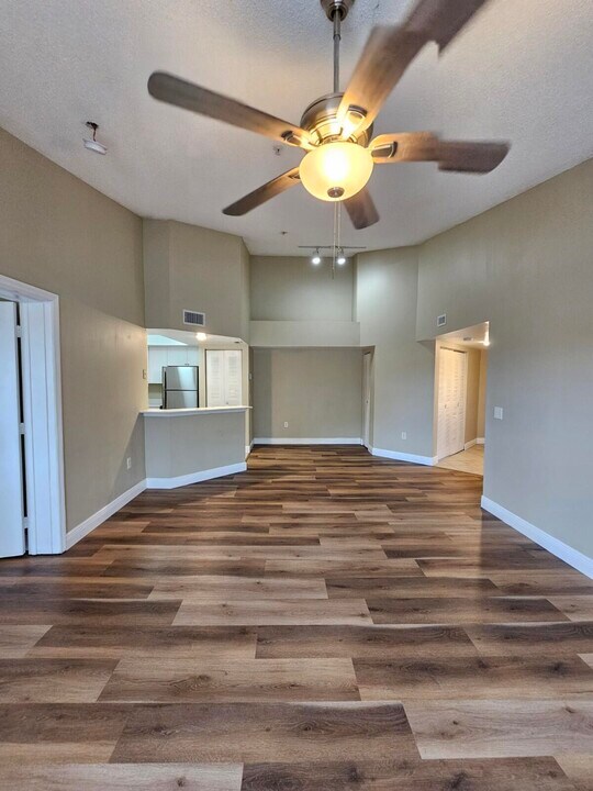 4191 N Haverhill Rd in West Palm Beach, FL - Building Photo