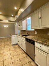 6910 E 98th St in Tulsa, OK - Building Photo - Building Photo
