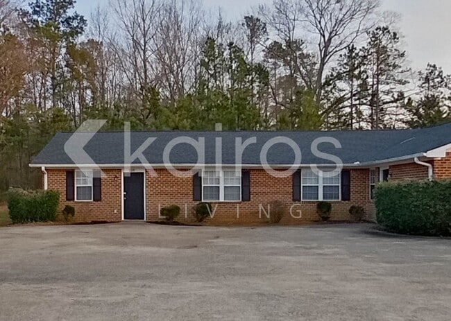 property at 218 Deer Pkwy