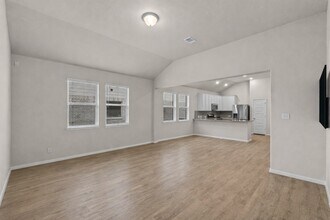 8427 Baywatch Cir in Mont Belvieu, TX - Building Photo - Building Photo