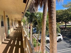 3224 NW 103rd Terrace in Coral Springs, FL - Building Photo - Building Photo