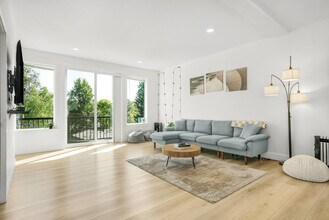 3309 NE 42nd Pl in Vancouver, WA - Building Photo - Building Photo