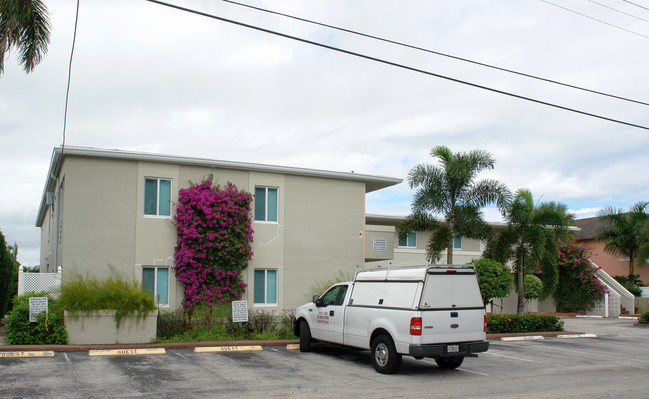 2845 NE 51st St in Fort Lauderdale, FL - Building Photo - Building Photo