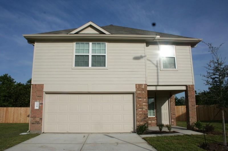 918 Running Creek Court in Baytown, TX - Foto de edificio