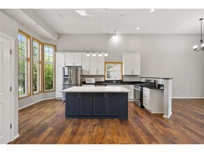 17245 33rd Ave N in Minneapolis, MN - Building Photo - Building Photo