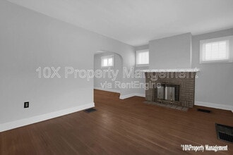 563 S Burgess Ave in Columbus, OH - Building Photo - Building Photo