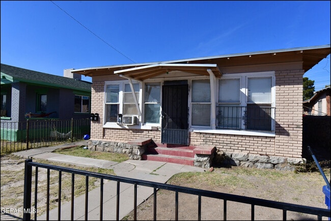 3519 Douglas Ave in El Paso, TX - Building Photo - Building Photo