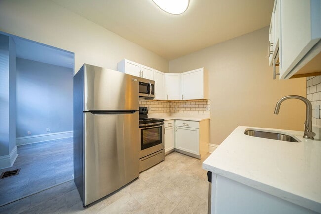 property at 952 Delaware Ave