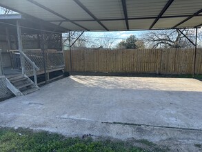 2414 Raney St, Unit Raney in San Angelo, TX - Building Photo - Building Photo