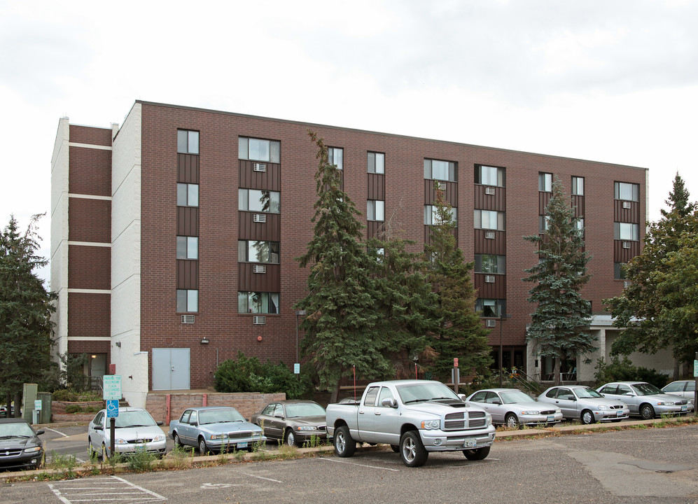 Rosemount Plaza Apartments in Rosemount, MN - Building Photo