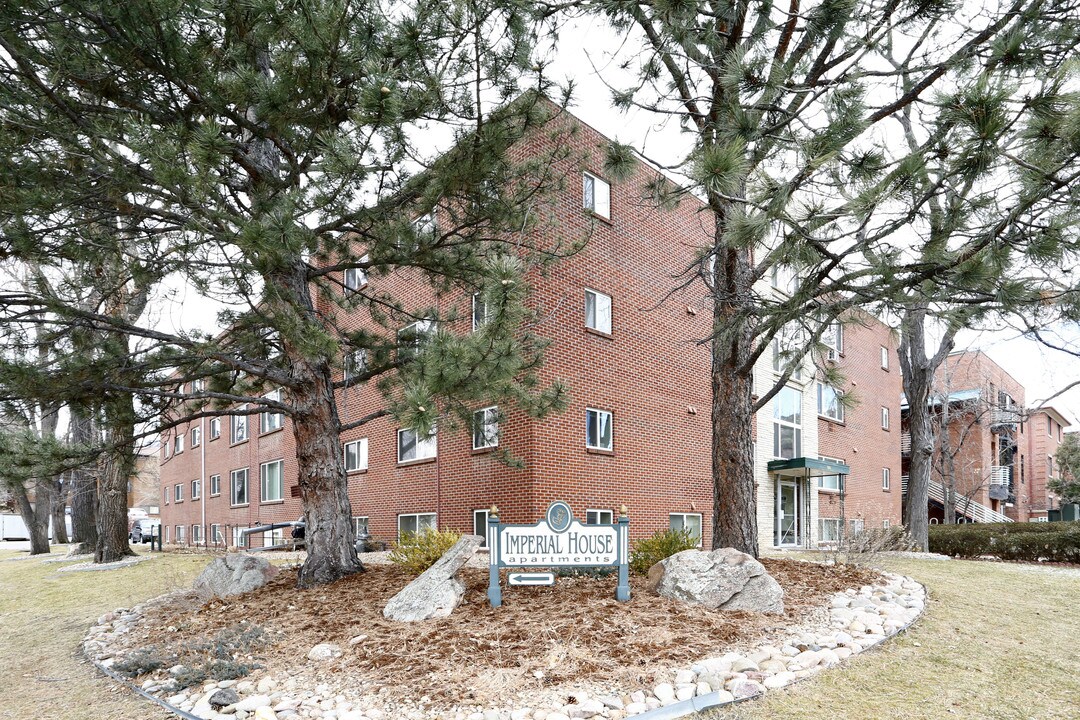 Imperial House Apartments in Boulder, CO - Building Photo