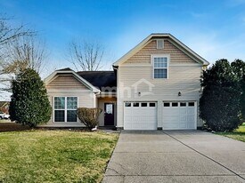 432 Creekside Ln in Spring Hill, TN - Building Photo