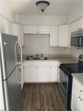 7948 Thompson Rd in Norfolk, VA - Building Photo - Building Photo