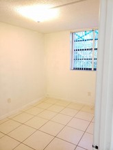 3611 SW 117th Ave-Unit -10-402 in Miami, FL - Building Photo - Building Photo