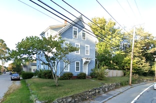 182 Dexter St in Cumberland, RI - Building Photo