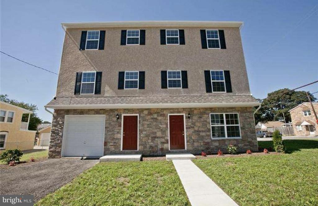 105 Light St in Conshohocken, PA - Building Photo
