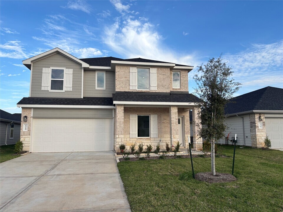 4315 Windsor Frst Ct in Fulshear, TX - Building Photo