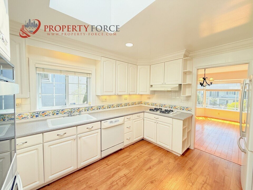 1924 15th Ave in San Francisco, CA - Building Photo