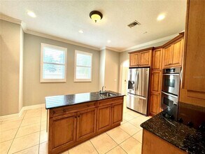 601 Saxony Blvd in St. Petersburg, FL - Building Photo - Building Photo