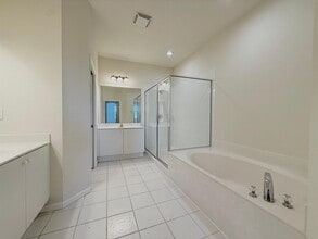 425 Greenwich Cir, Unit 206 in Jupiter, FL - Building Photo - Building Photo
