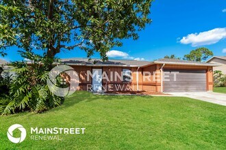647 Pampas St NW in Palm Bay, FL - Building Photo - Building Photo