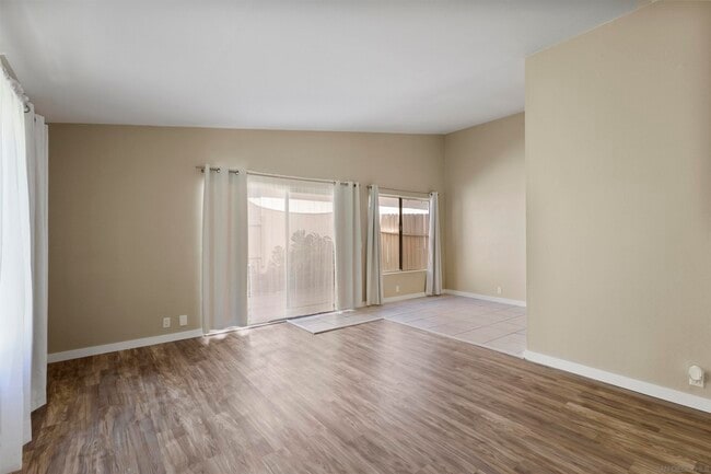 3569 Surf Pl in Oceanside, CA - Building Photo - Building Photo