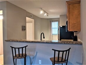 9959 Nob Hill Ct, Unit 9959 in Sunrise, FL - Foto de edificio - Building Photo